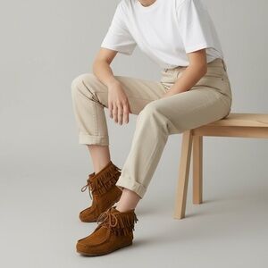 UNR8ED - MOCCASIN INSPIRED - WEDGE LACE UP BOOTS - SIZE 7 - NEW WITH TAGS - S6